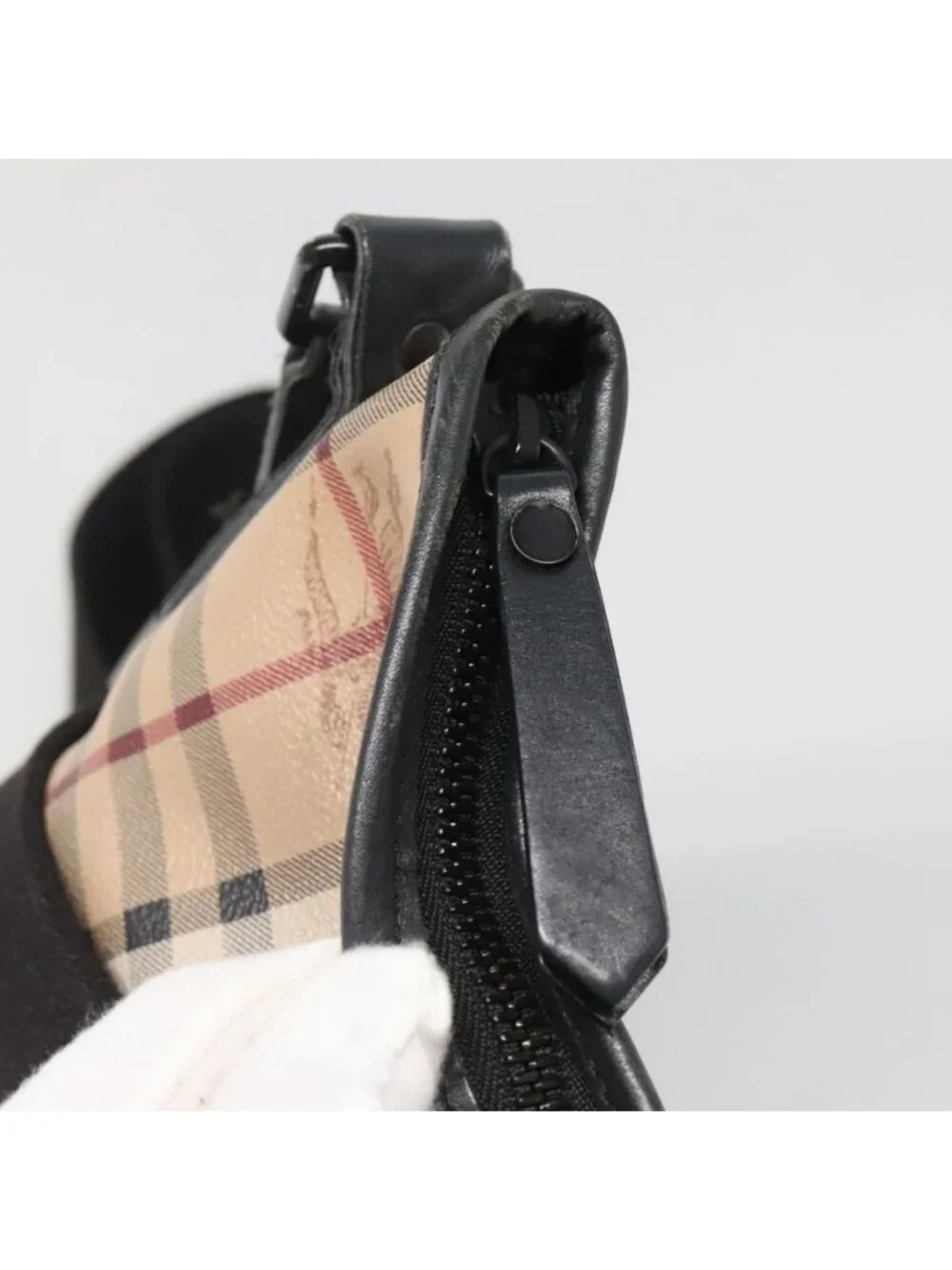 Authentic BURBERRY Nova Check Shoulder Bag PVC Beige - Picture 6 of 16